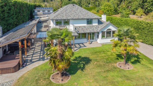 4718/4720 Shell Beach Rd, Ladysmith, BC 