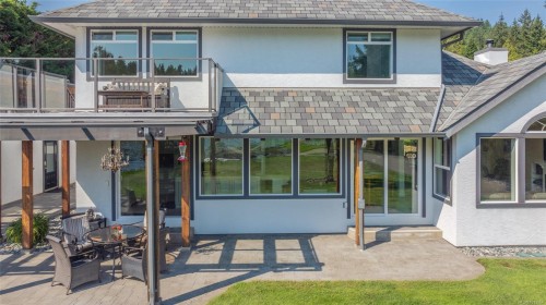 4718/4720 Shell Beach Rd, Ladysmith, BC 