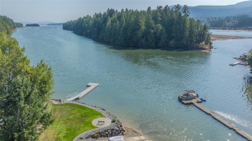 4718/4720 Shell Beach Rd, Ladysmith, BC 