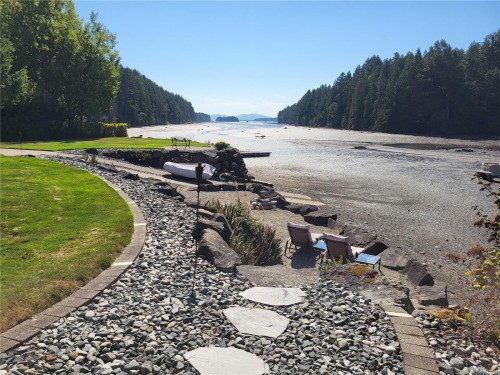 4718/4720 Shell Beach Rd, Ladysmith, BC 