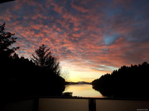 4718/4720 Shell Beach Rd, Ladysmith, BC 