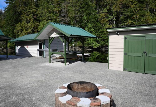 00 Tlupana Inlet, Gold River, BC 