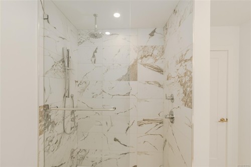 902-1628 Store St, Victoria, BC - Indoor