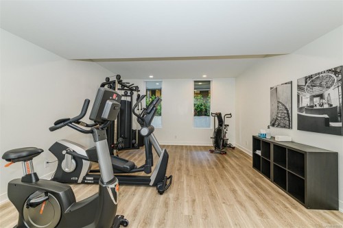 715-1628 Store St, Victoria, BC - Indoor Photo Showing Gym Room