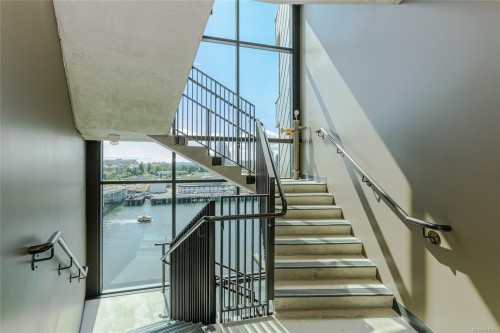 715-1628 Store St, Victoria, BC - Indoor Photo Showing Other Room