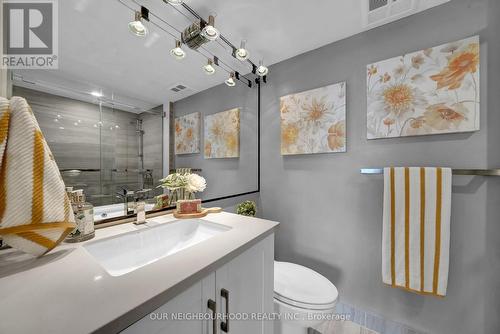 304 - 25 Cumberland Lane, Ajax (South West), ON - Indoor Photo Showing Bathroom