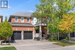 13 GRICE CIRCLE  Whitchurch-Stouffville, ON L4A 0V7