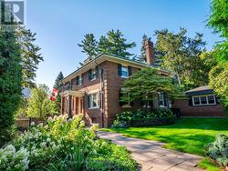 184 KING STREET  Oakville (Oo Old Oakville), ON L6J 1B4