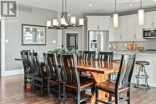 1143 Trillium Trail, Dysart Et Al (Dudley), ON - Indoor Photo Showing Dining Room