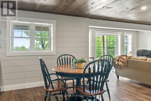 1143 Trillium Trail, Dysart Et Al (Dudley), ON - Indoor Photo Showing Dining Room