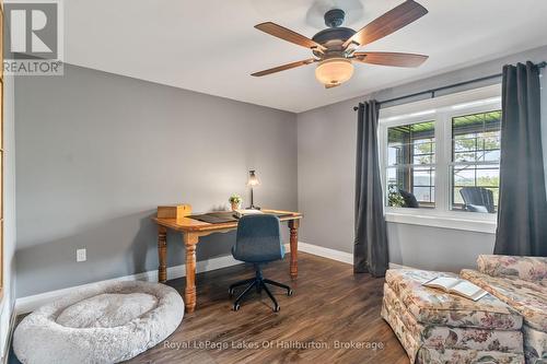 1143 Trillium Trail, Dysart Et Al (Dudley), ON - Indoor Photo Showing Bedroom