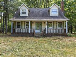 1160 Pine Crest Drive  Centreville, NS B0P 1J0