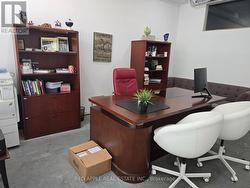 5 HOLLAND STREET W  Bradford West Gwillimbury, ON L3Z 2A8