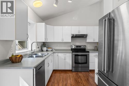 3334 Mcqueen Road, West Kelowna, BC - Indoor Photo Showing Kitchen With Double Sink