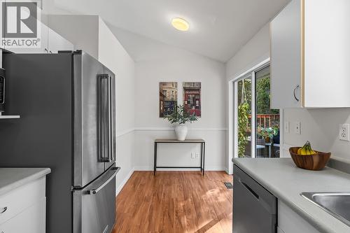 3334 Mcqueen Road, West Kelowna, BC - Indoor Photo Showing Kitchen