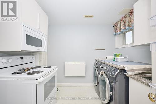 358 Antoinette Road, Fort Erie (Lakeshore), ON - Indoor Photo Showing Laundry Room