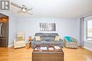 358 Antoinette Road, Fort Erie (Lakeshore), ON  - Indoor Photo Showing Living Room 