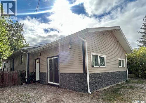 325 White Street, Bienfait, SK - Outdoor With Exterior