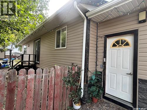 325 White Street, Bienfait, SK - Outdoor With Exterior