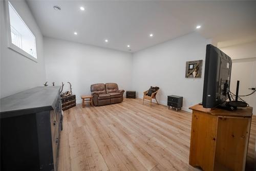 107 18Th Street, Cranbrook, BC - Indoor