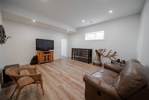 107 18Th Street, Cranbrook, BC - Indoor