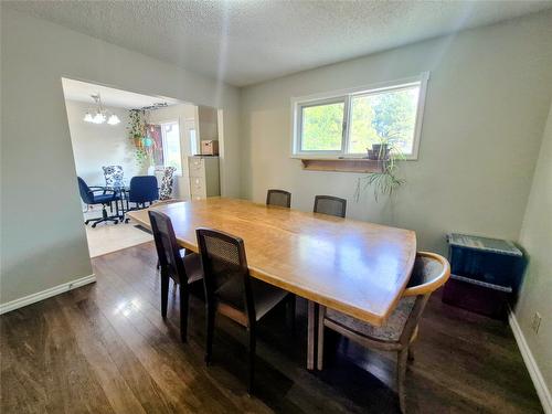 20 11Th Street, Cranbrook, BC - Indoor Photo Showing Dining Room