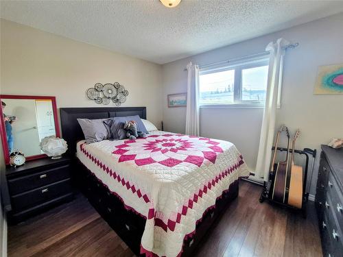 20 11Th Street, Cranbrook, BC - Indoor Photo Showing Bedroom