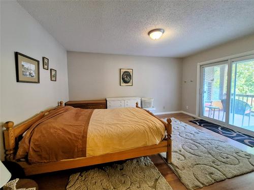 20 11Th Street, Cranbrook, BC - Indoor Photo Showing Bedroom