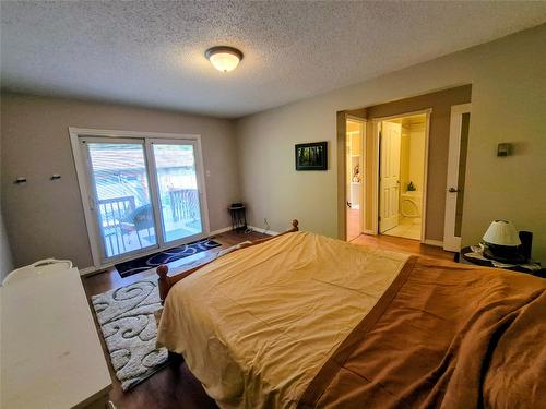 20 11Th Street, Cranbrook, BC - Indoor Photo Showing Bedroom