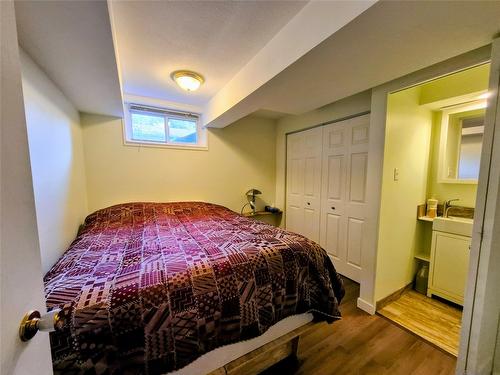 20 11Th Street, Cranbrook, BC - Indoor Photo Showing Bedroom