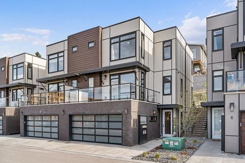 7-3220 Hilltown Drive, Kelowna, BC - Outdoor With Facade