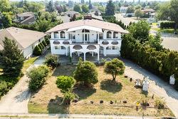 2295 Rhondda Court  Kelowna, BC V1Y 7Y2