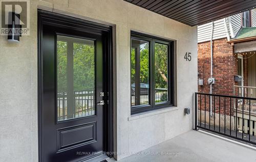 2 - 45 ASTORIA AVENUE , Toronto, Ontario M6N 2V6 3