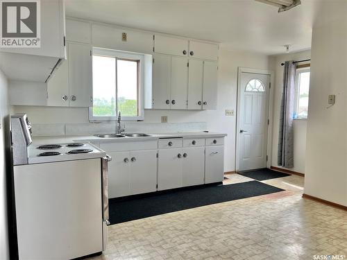 Hill Acreage, Porcupine Rm No. 395, SK - Indoor Photo Showing Kitchen With Double Sink