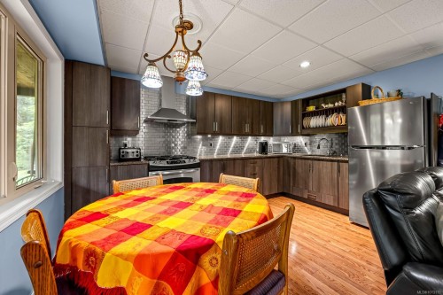 4010 Forbidden Plateau Rd, Courtenay, BC 