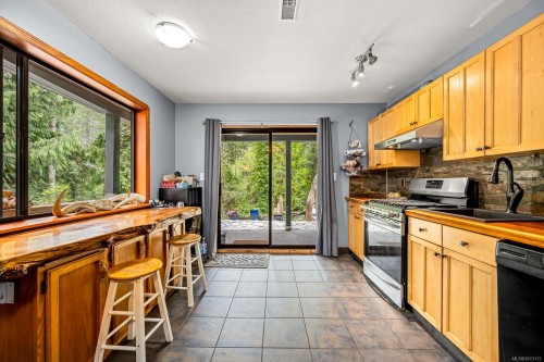 4010 Forbidden Plateau Rd, Courtenay, BC 