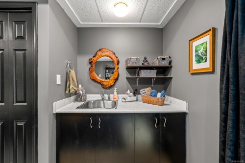 4010 Forbidden Plateau Rd, Courtenay, BC 