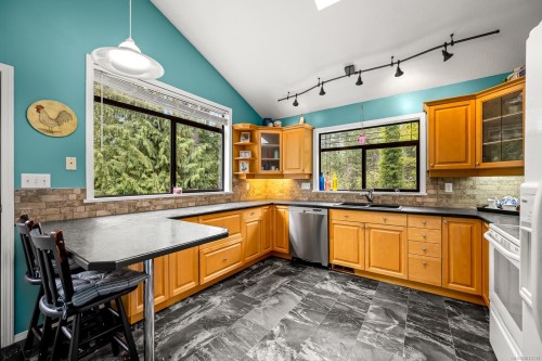 4010 Forbidden Plateau Rd, Courtenay, BC 