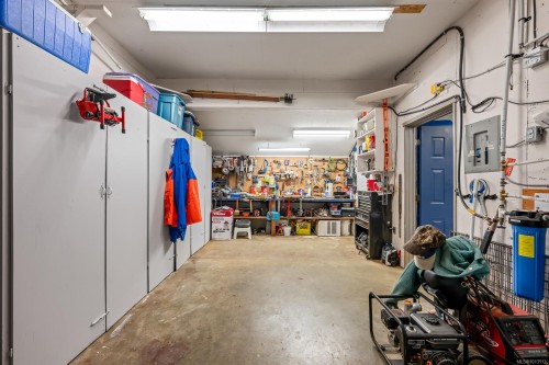 4010 Forbidden Plateau Rd, Courtenay, BC 