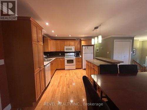 354 Seventeenth Avenue, Cochrane, ON - Indoor