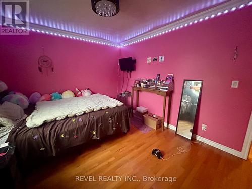 354 Seventeenth Avenue, Cochrane, ON - Indoor Photo Showing Bedroom