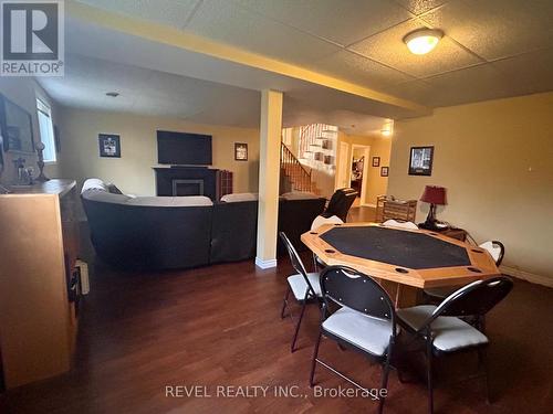 354 Seventeenth Avenue, Cochrane, ON - Indoor Photo Showing Other Room