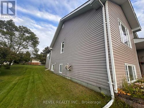 354 Seventeenth Avenue, Cochrane, ON - Outdoor