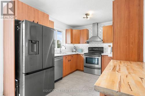 202A - 185 Du Comte Street, Alfred And Plantagenet, ON - Indoor Photo Showing Kitchen