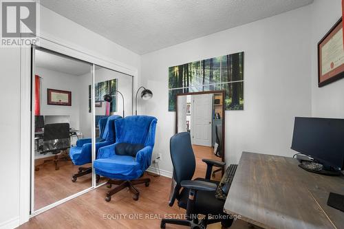 202A - 185 Du Comte Street, Alfred And Plantagenet, ON - Indoor Photo Showing Office