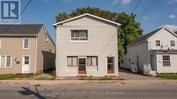 358 CROWLAND AVENUE  Welland (Lincoln/Crowland), ON L3B 1X7