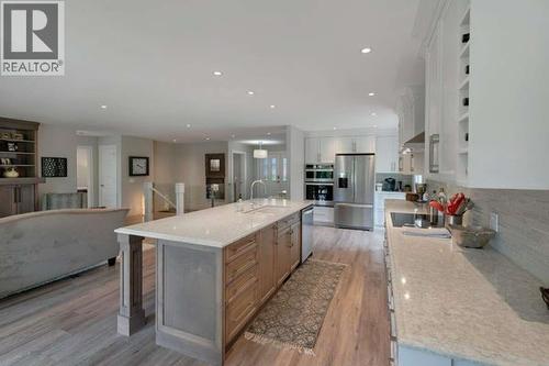 615 Glenmeadows Road Unit# 98, Kelowna, BC - Indoor Photo Showing Kitchen With Upgraded Kitchen