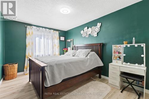 16 - 700 Osgoode Drive, London South (South Y), ON - Indoor Photo Showing Bedroom