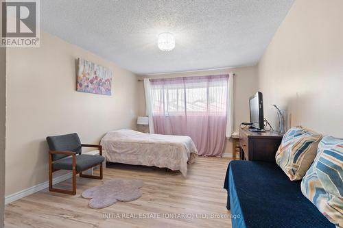 16 - 700 Osgoode Drive, London South (South Y), ON - Indoor Photo Showing Bedroom