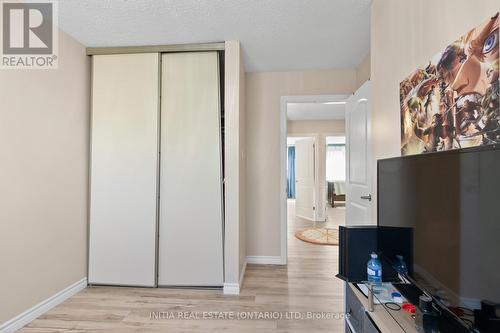 16 - 700 Osgoode Drive, London South (South Y), ON - Indoor Photo Showing Other Room